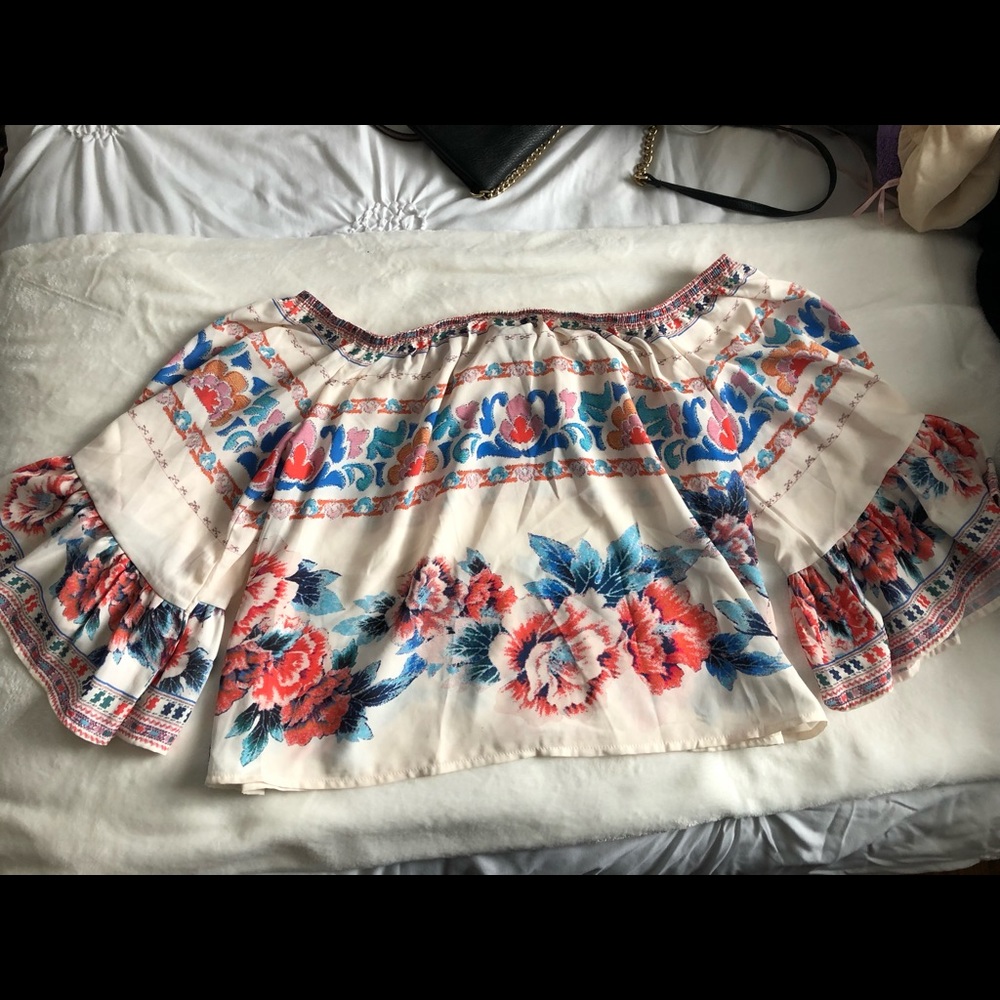 Floral Off the Shoulder Shirt